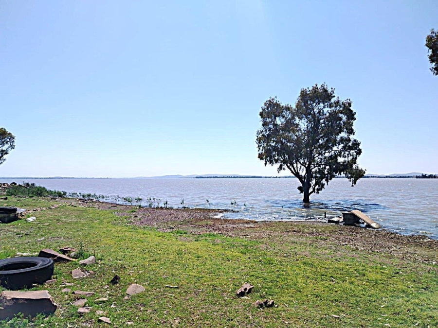 6 Bedroom Property for Sale in Vaal Dam Free State